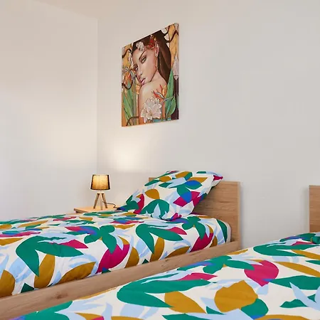 Les Hirondelles - 2 Chambres, 3 Lits, Climatisation Et Balcon Apartment *